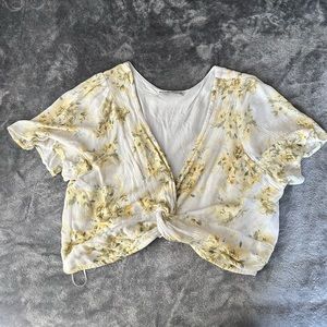 Abercrombie & Fitch - twist front crop top